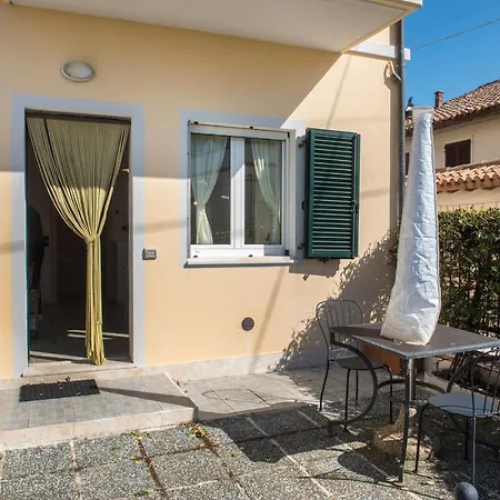 Apartment A08 - Poggio, Delizioso Bilocale Al Piano Terra Poggio (Marche)